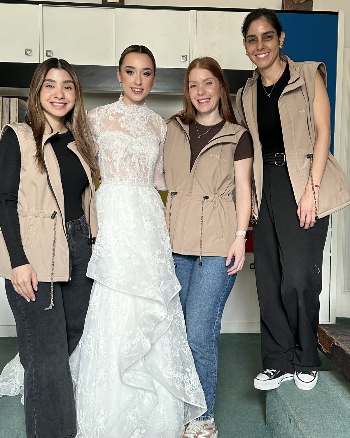 Equipo Rosewood Brides junto a nuestras novias