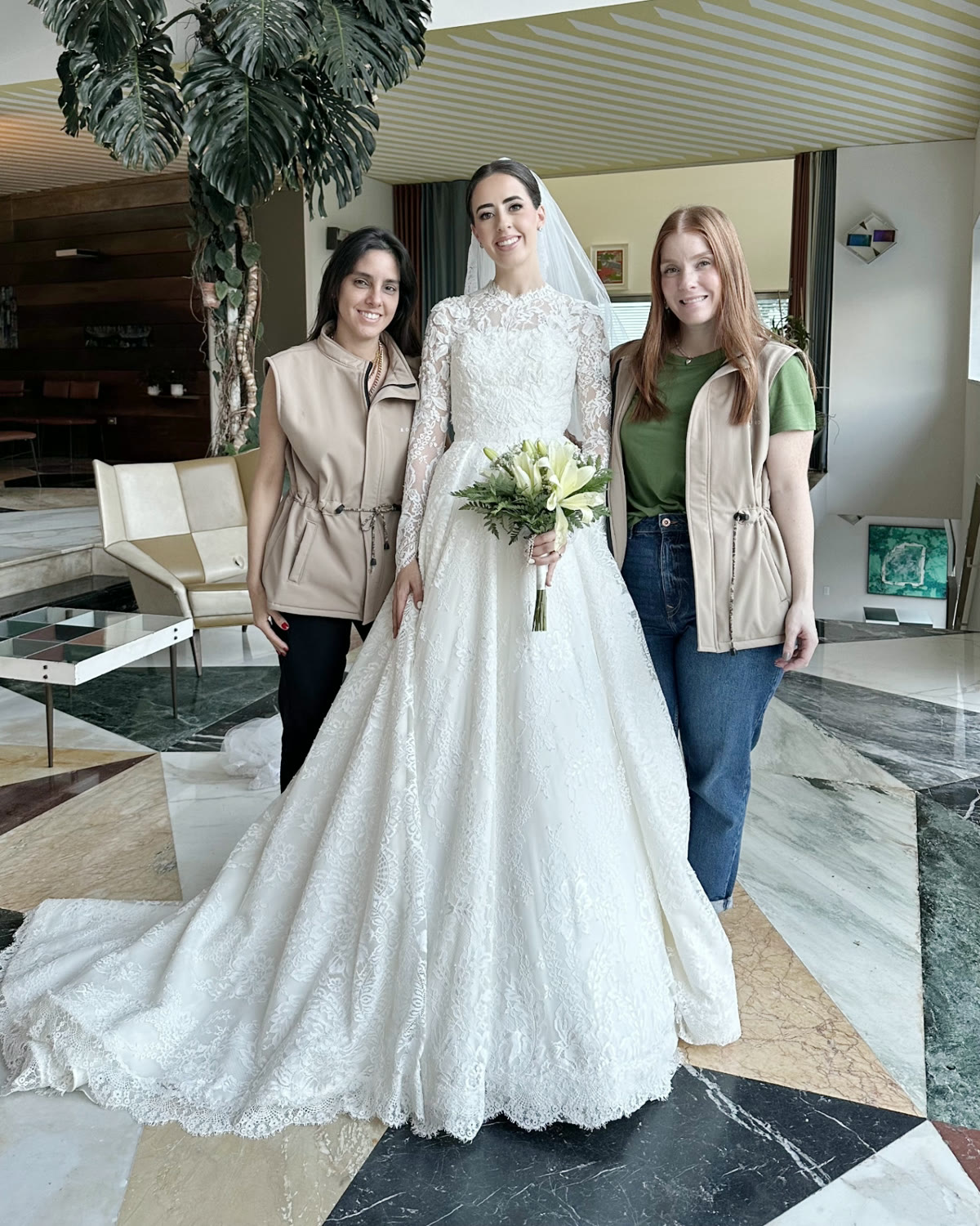Equipo Rosewood Brides junto a nuestras novias